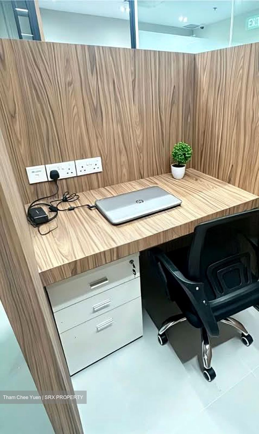International Plaza (D2), Office #576110041
